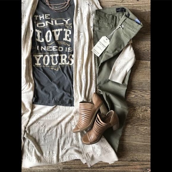 Lucky Brand “The only Love I need is Yours” Tee - Picture 8 of 8